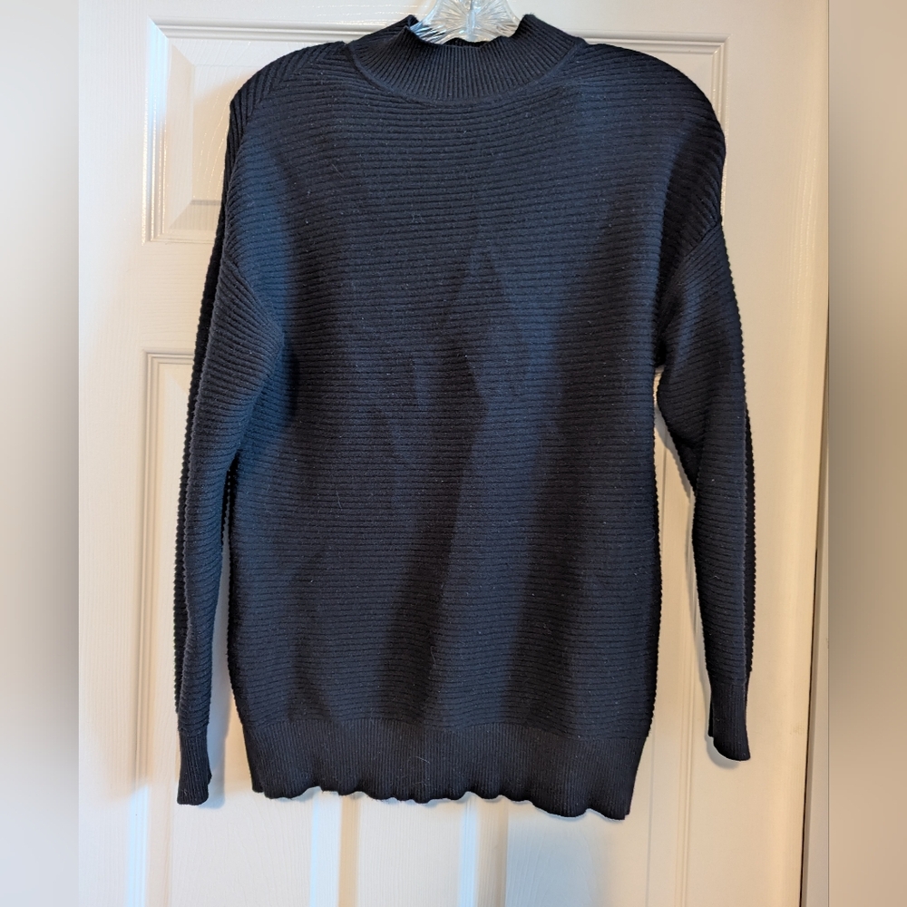 Cleo petites Ribbed Mockneck Top